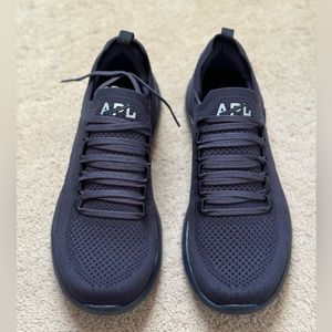 **BRAND NEW** APL Techloom Breeze shoes